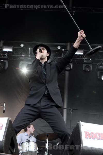 MAXIMO PARK - 2012-08-25 - SAINT CLOUD - Domaine National - Grande Scene - 